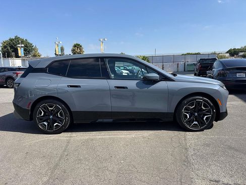 Used 2025 BMW iX M60 AWD/4WD image 2