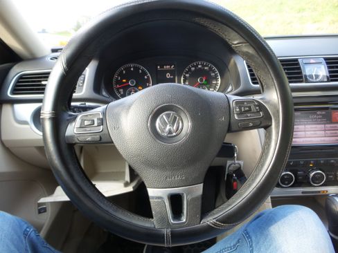 Used 2012 Volkswagen Passat 2.5 SE FWD image 34
