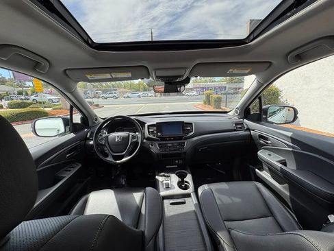 Used 2023 Honda Ridgeline RTL-E image 18