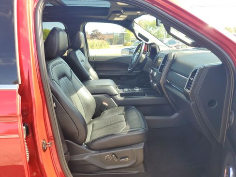 Used 2021 Ford Expedition Limited AWD/4WD image 9