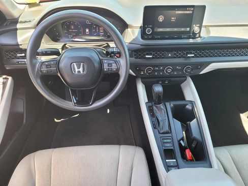 Used 2023 Honda Accord EX image 19