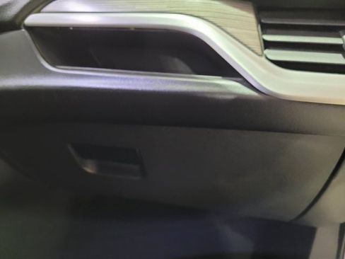 Used 2021 GMC Terrain SLT image 57