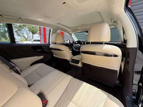 Used 2020 Lexus LS 500 w/ Interior Upgrade Package image 26