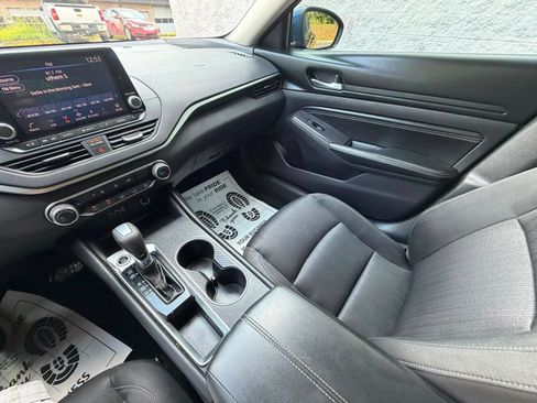Used 2019 Nissan Altima 2.5 S FWD image 17