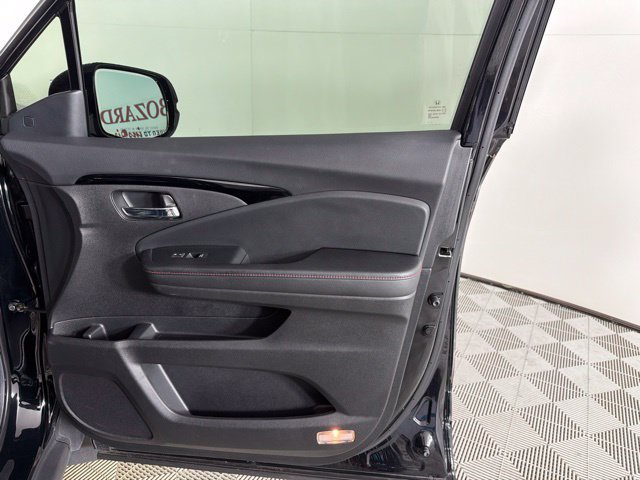 Used 2022 Honda Ridgeline Black Edition image 35