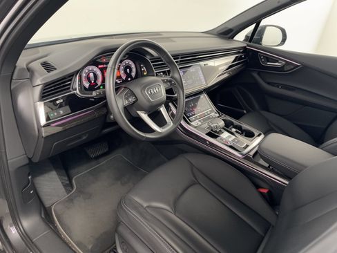 Used 2025 Audi Q7 2.0T Premium Plus w/ Premium Plus Package AWD/4WD image 4