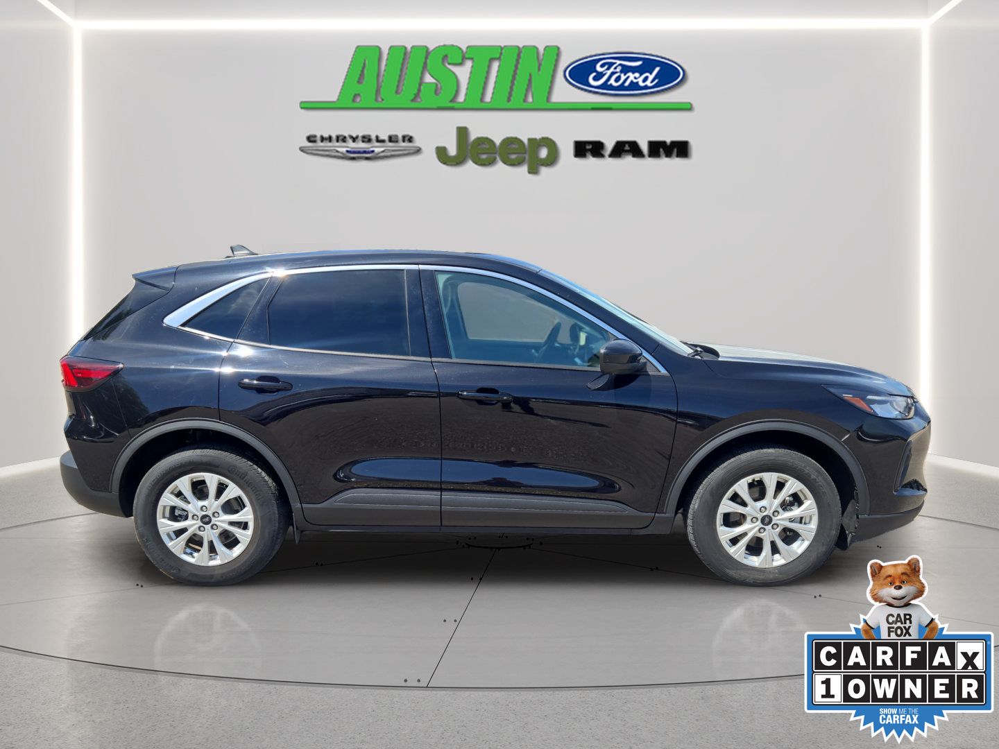 Used 2023 Ford Escape Active w/ Tech Pack #2 AWD/4WD image 6