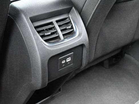 Used 2024 Chevrolet Blazer LT image 32