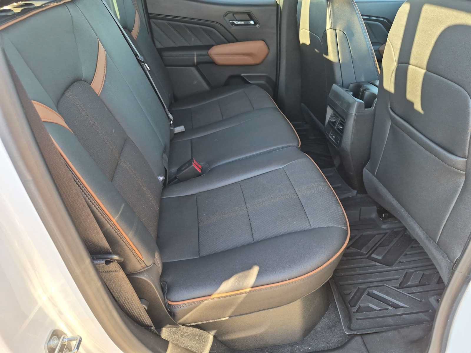 Used 2023 GMC Canyon AT4 AWD/4WD image 19