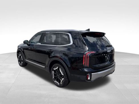 Used 2025 Kia Telluride EX w/ EX Captain's Chair Package AWD/4WD image 10