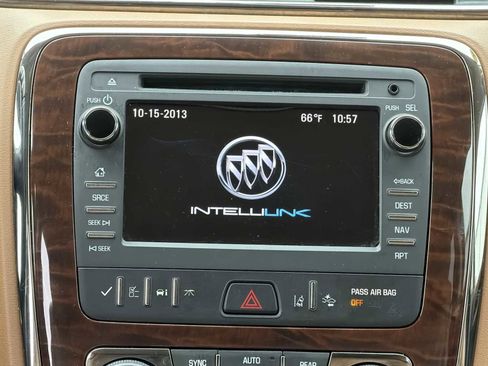 Used 2015 Buick Enclave Leather FWD image 3