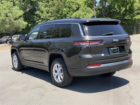 Used 2023 Jeep Grand Cherokee L Limited AWD/4WD image 29