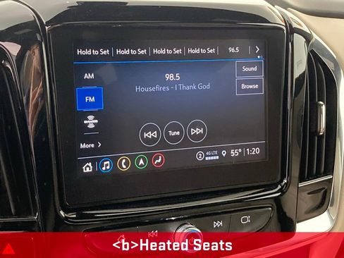 Used 2023 Chevrolet Traverse LT AWD/4WD image 3