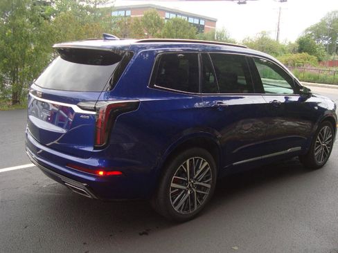 Used 2023 Cadillac XT6 Sport image 29