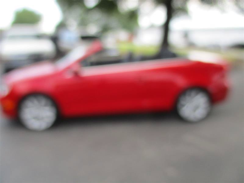 Used 2013 Volkswagen Eos Komfort FWD image 4