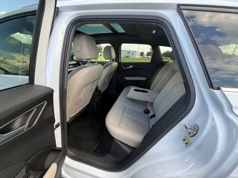 Used 2023 Audi Q4 e-tron Premium Plus image 61
