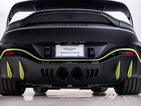 Used 2023 Aston Martin V12 Vantage V12 image 17