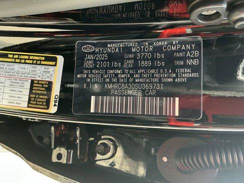 New 2025 Hyundai Venue SEL image 11