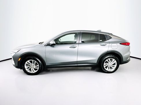 Used 2025 Buick Envista Preferred w/ Convenience I Package image 4