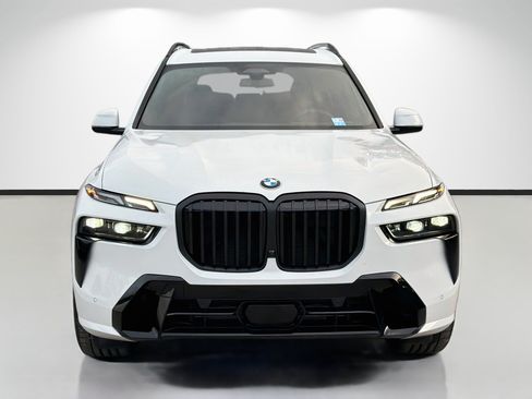 New 2027 BMW X7 xDrive40i w/ M Sport Package AWD/4WD image 8