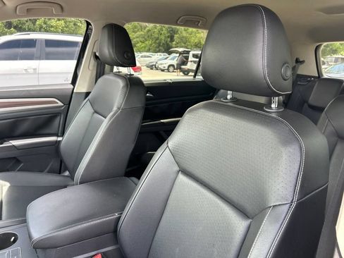 Used 2021 Volkswagen Atlas SE w/ Towing Package FWD image 20