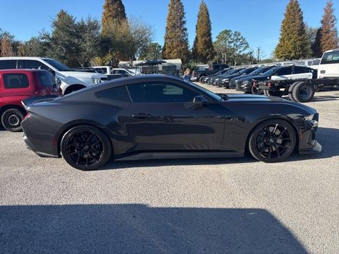 Used 2024 Ford Mustang GT Premium w/ GT Performance Package image 5