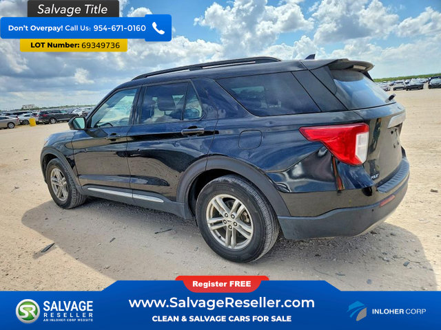 Used 2023 Ford Explorer XLT w/ Equipment Group 202A RWD image 3