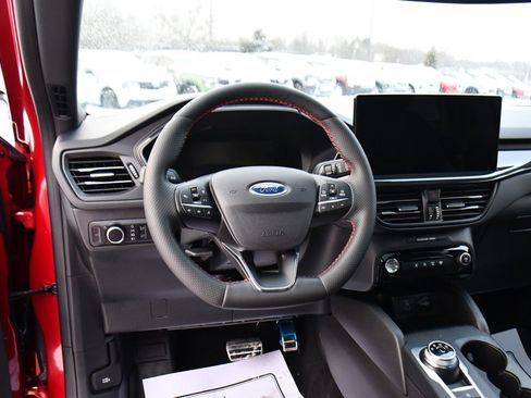 Used 2023 Ford Escape ST-Line w/ Tech Pack #1 image 12