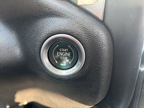 Used 2022 Chevrolet Silverado 1500 RST image 25