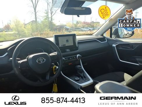 Used 2025 Toyota RAV4 LE AWD/4WD image 12