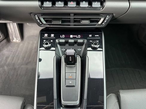 Certified 2021 Porsche 911 Carrera RWD image 30