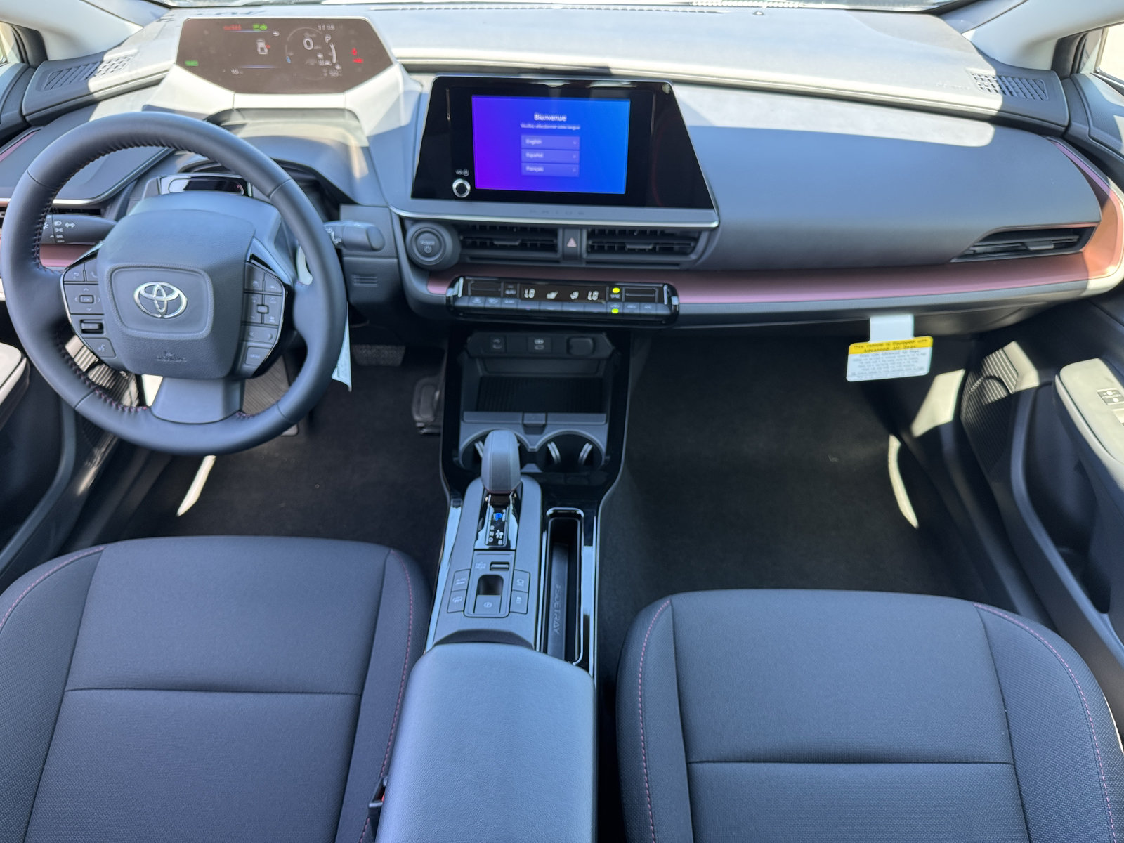 New 2027 Toyota Prius Plug-In Hybrid FWD image 4