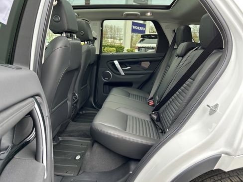 New 2025 Land Rover Discovery Sport S image 5