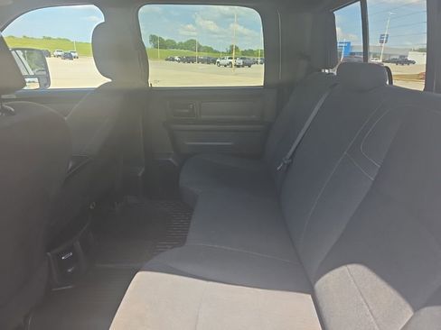 Used 2024 RAM 3500 Tradesman w/ Chrome Appearance Group AWD/4WD image 10