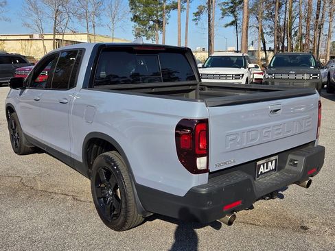 Used 2024 Honda Ridgeline Black Edition image 10