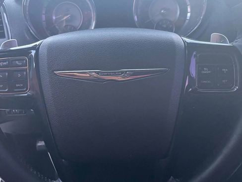 Used 2013 Chrysler 300 S image 39