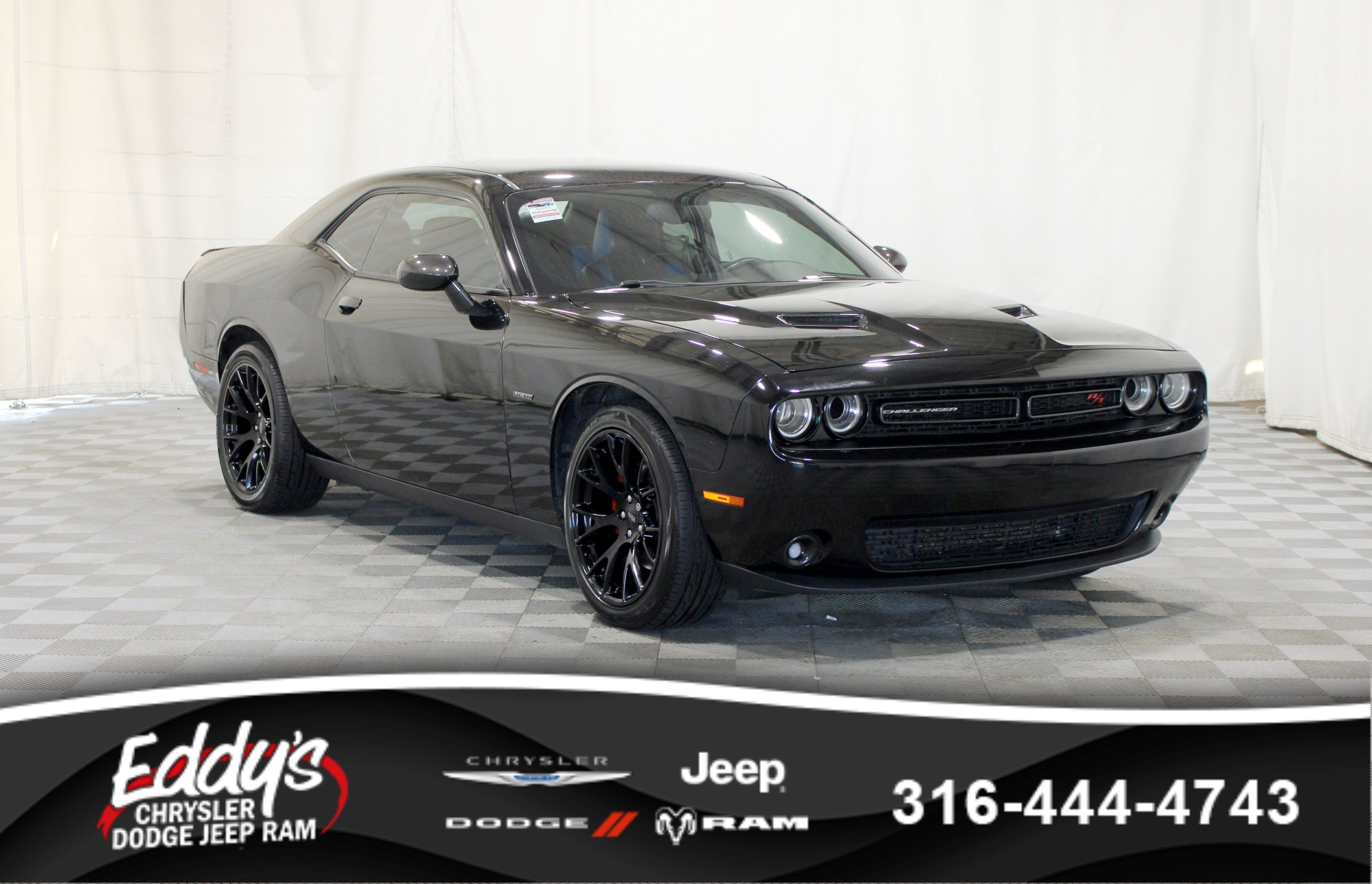 Used 2015 Dodge Challenger R/T w/ Quick Order Package 28B R/T RWD image 1