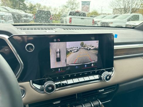 New 2026 GMC Canyon Denali AWD/4WD image 18