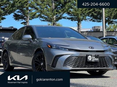 Used 2025 Toyota Camry SE w/ Convenience Package