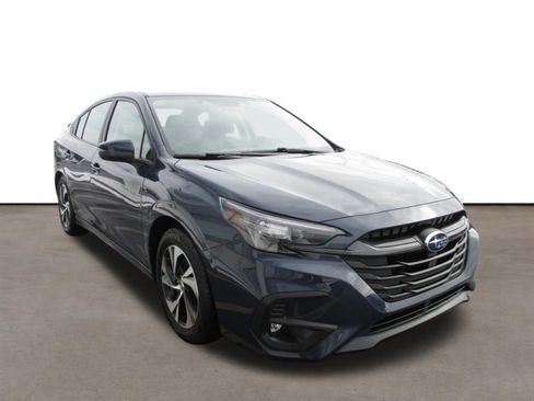 Used 2025 Subaru Legacy Premium image 7
