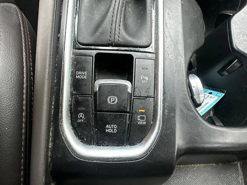 Used 2020 Hyundai Santa Fe Limited FWD image 19