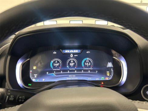 New 2026 RAM 1500 4x4 Crew Cab image 21