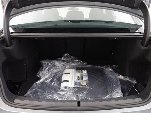 New 2026 BMW 330i xDrive Sedan w/ M Sport Package image 17