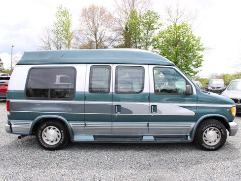 Used 1997 Ford E-150 and Econoline 150 RWD image 6
