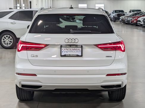 Used 2023 Audi Q3 2.0T Premium image 4