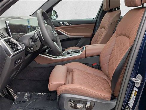 New 2026 BMW X5 xDrive40i w/ M Sport Package AWD/4WD image 4
