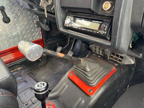 Used 1988 Suzuki Samurai 4WD Soft Top image 17