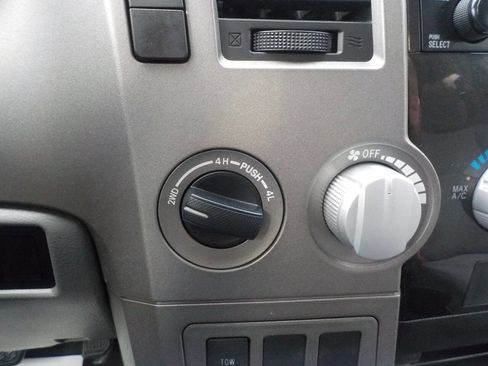 Used 2011 Toyota Tundra 4x4 Double Cab w/ TRD Off-Road Pkg image 18