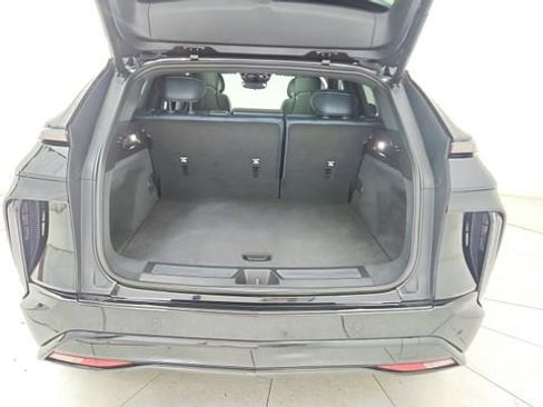 Used 2024 Cadillac Lyriq Sport w/ Nappa Leather Package image 13