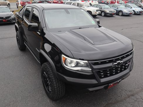 Used 2018 Chevrolet Colorado ZR2 w/ ZR2 Midnight Special Edition image 13